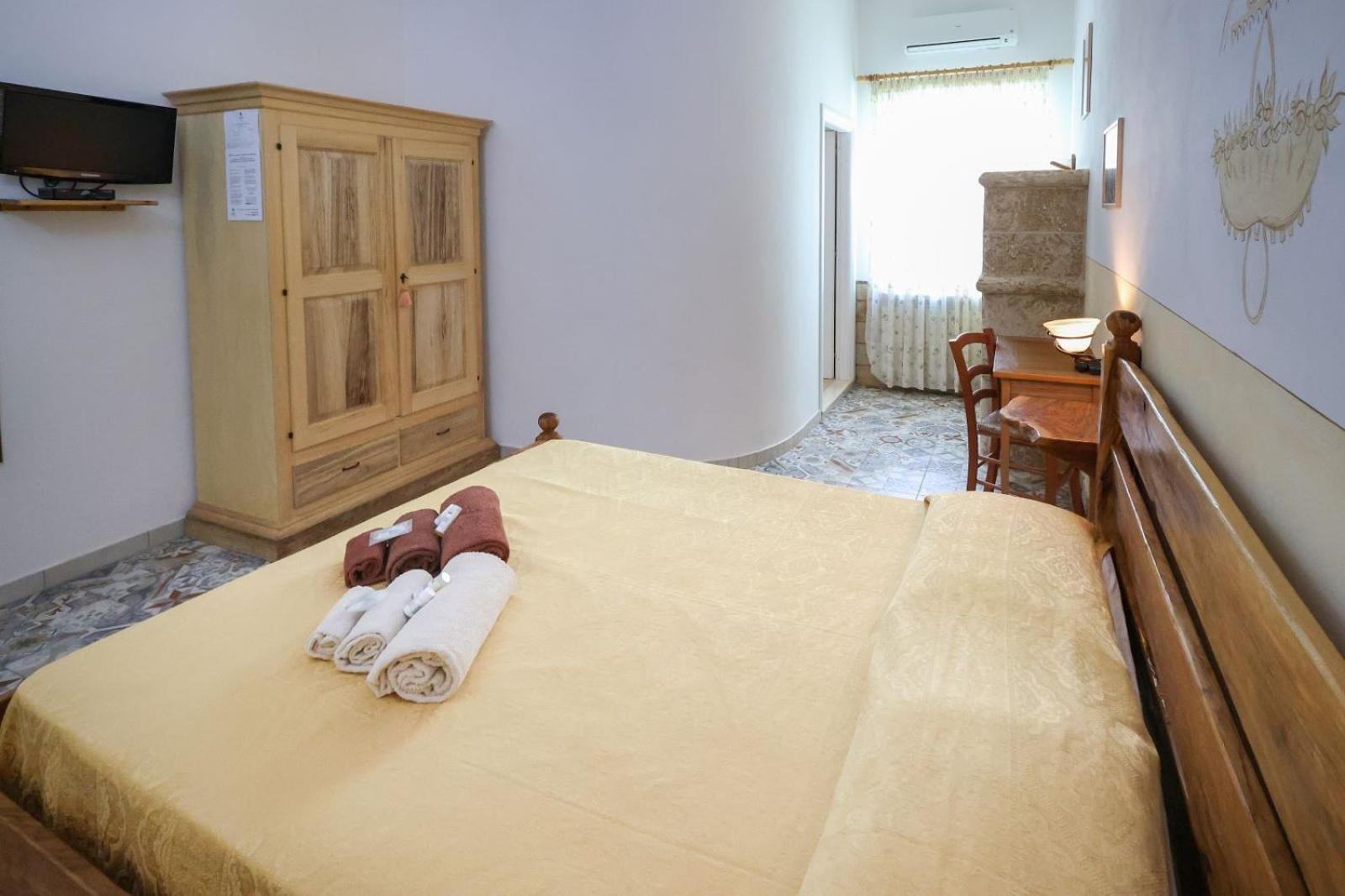 莫尔恰诺迪莱乌卡Antico Borgo Marchese住宿加早餐旅馆 外观 照片